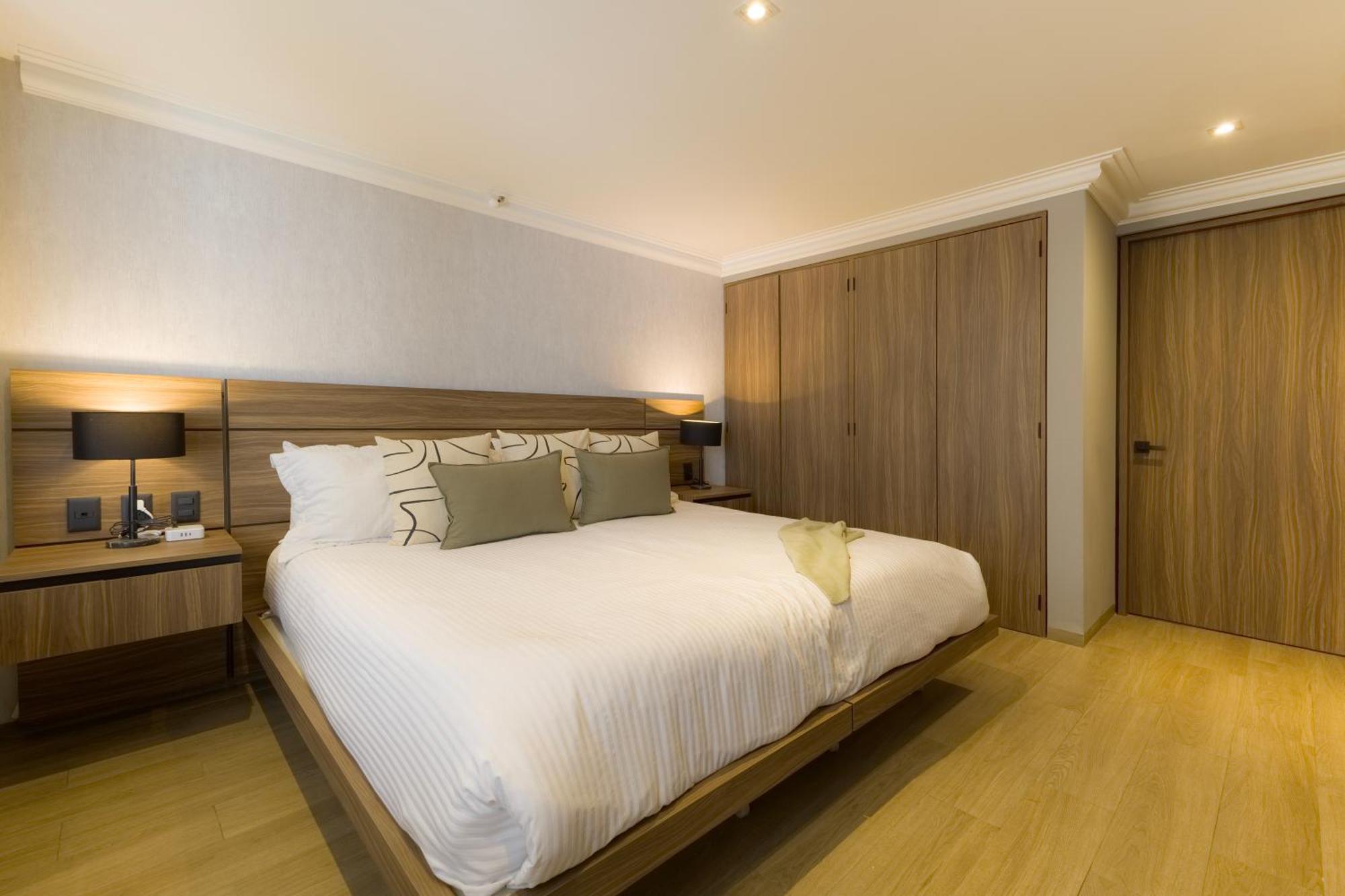 Capitalia - Apartments - Polanco - Julio Verne Mexico City Room photo